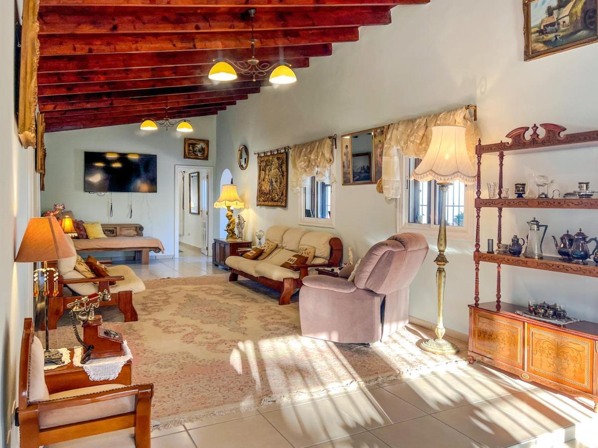 Exquisite Rural House With Garden, Pool And Sea Views Villa Arico Viejo ภายนอก รูปภาพ