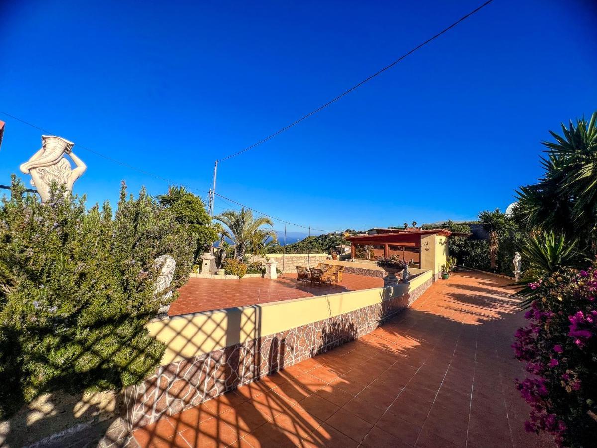 Exquisite Rural House With Garden, Pool And Sea Views Villa Arico Viejo ภายนอก รูปภาพ