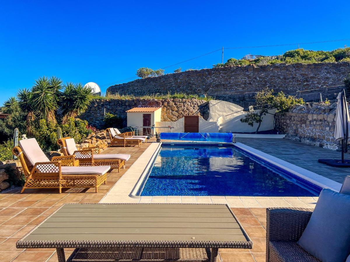 Exquisite Rural House With Garden, Pool And Sea Views Villa Arico Viejo ภายนอก รูปภาพ