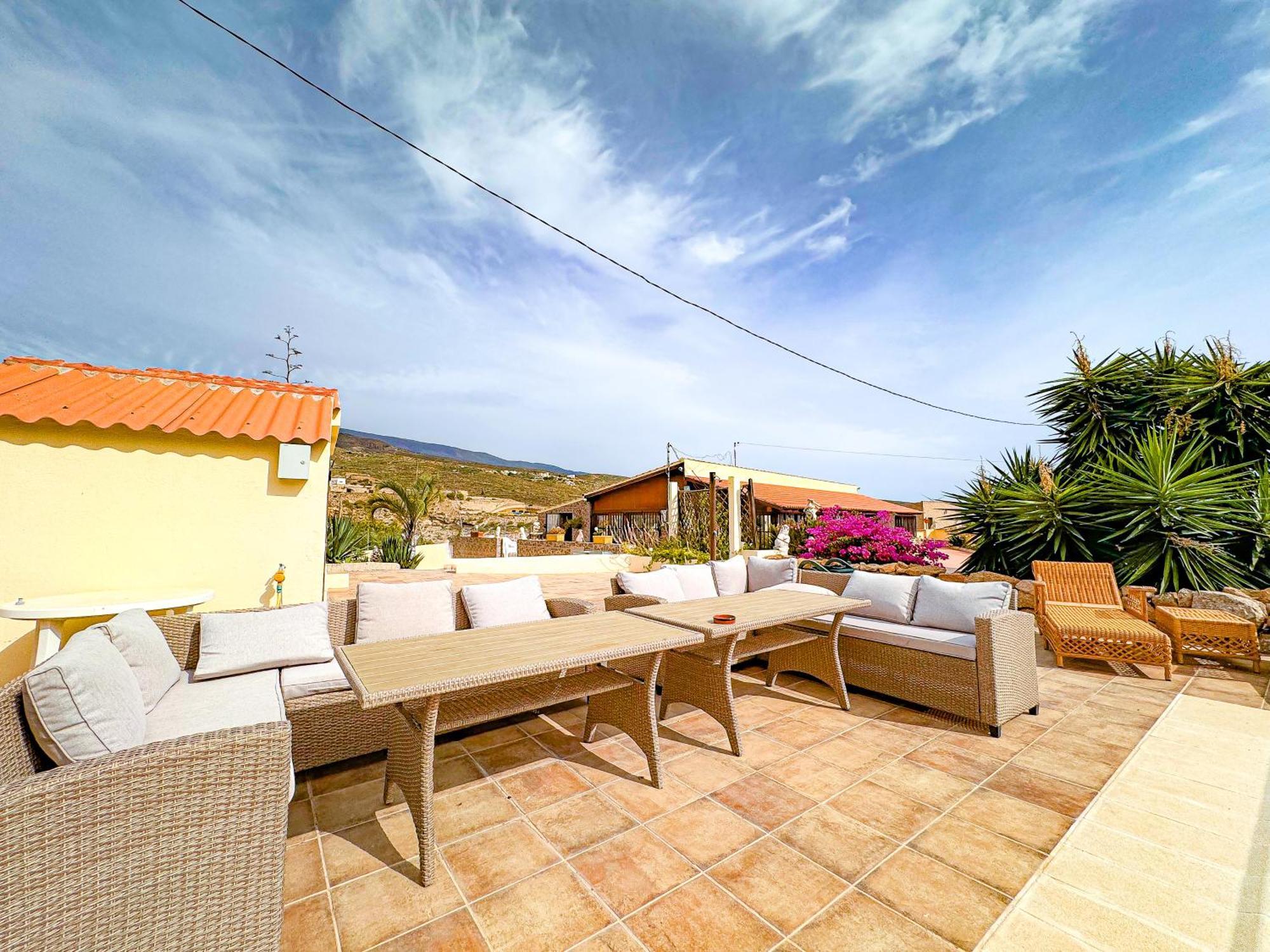 Exquisite Rural House With Garden, Pool And Sea Views Villa Arico Viejo ภายนอก รูปภาพ